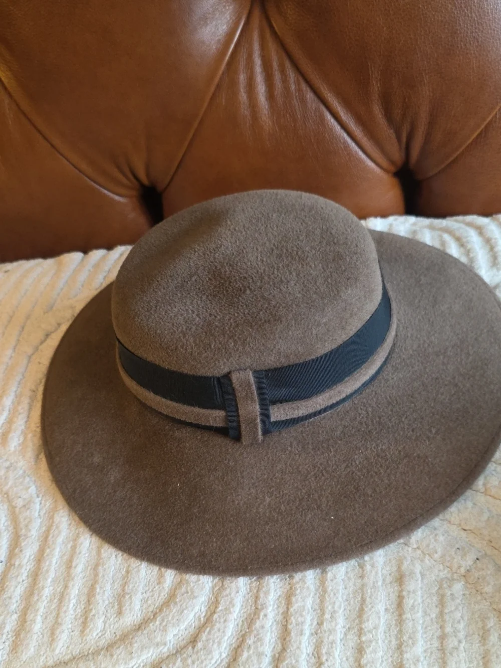 2 Tufted Felt Hats  in Warm Brown